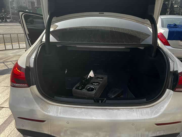 Фото 9 - Mercedes-Benz A-Class