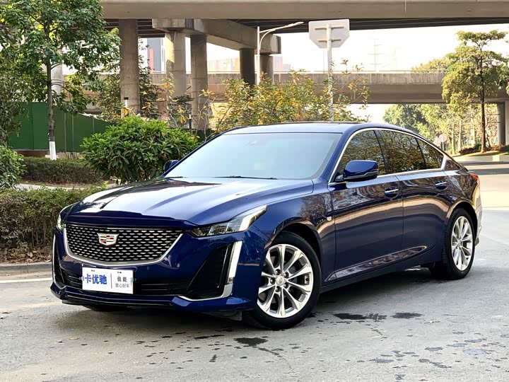 Фото 1 - Cadillac CT5