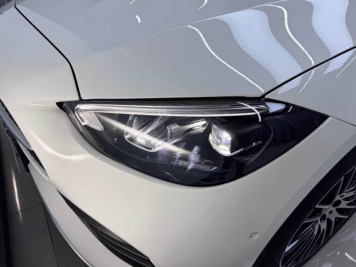 Фото 5 - Mercedes-Benz C-Class