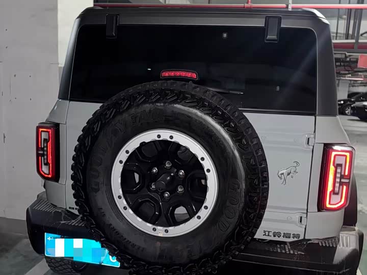 Фото 4 - Ford Bronco