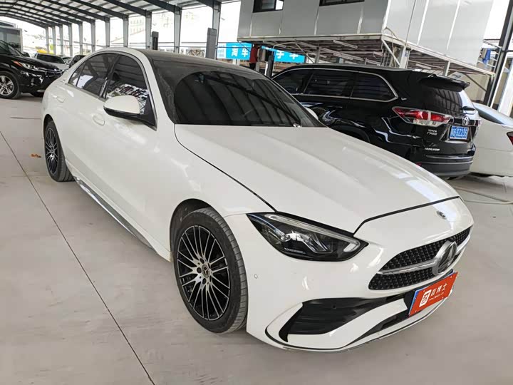 Фото 9 - Mercedes-Benz C-Class