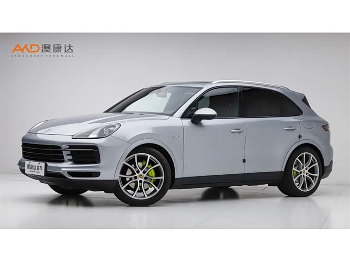 Фото 1 - Porsche Cayenne Hybrid