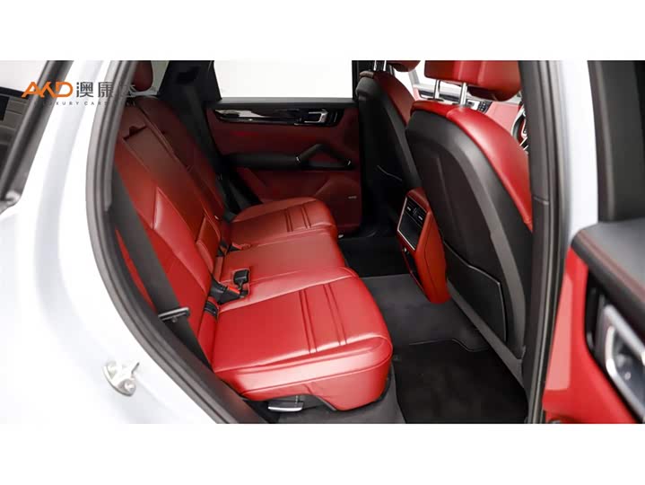 Фото 8 - Porsche Cayenne Hybrid