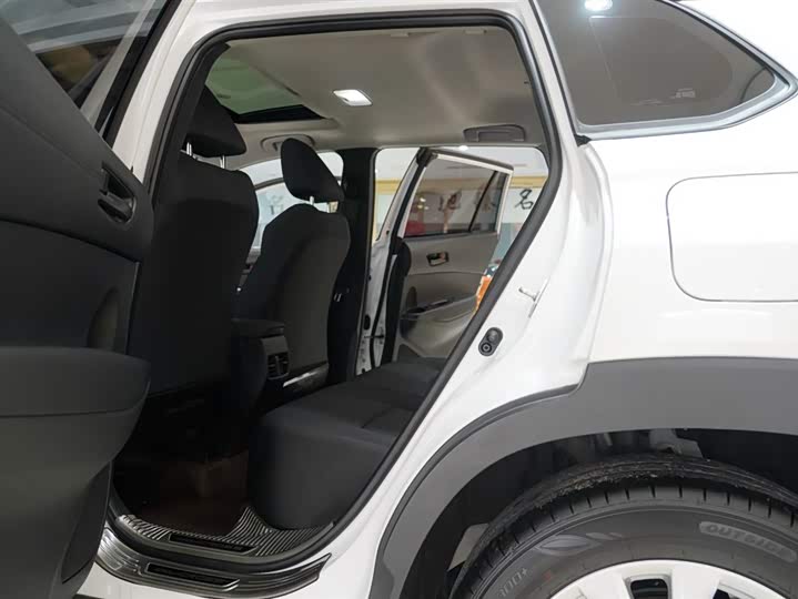 Фото 6 - Toyota Corolla Cross