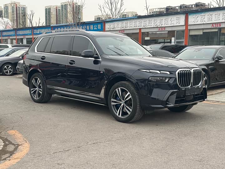 Фото 3 - BMW X7