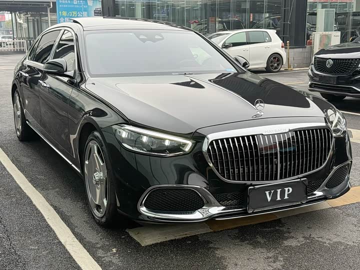 Фото 3 - Mercedes-Benz Maybach S-Class