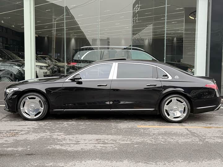 Фото 7 - Mercedes-Benz Maybach S-Class