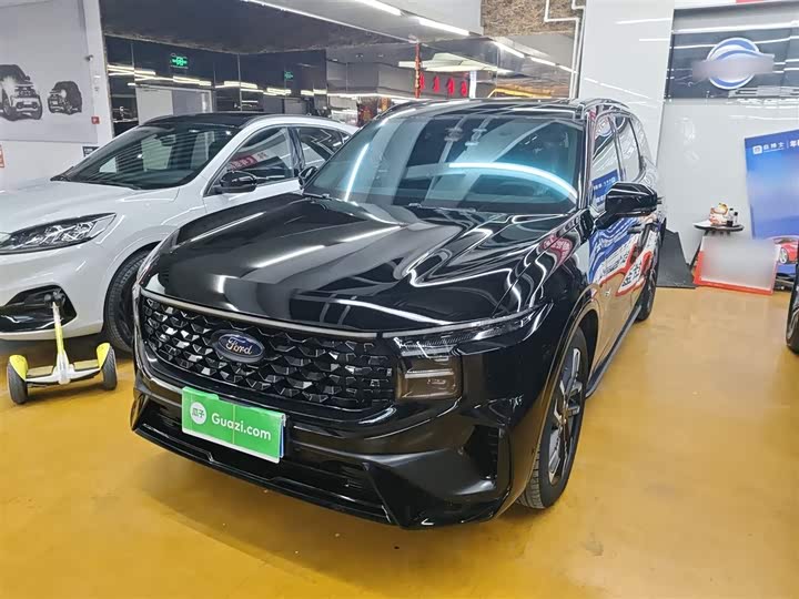 Фото 2 - Ford Edge