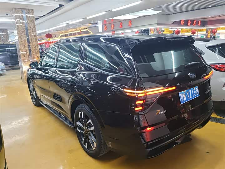 Фото 5 - Ford Edge