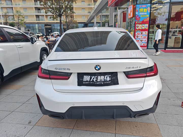 Фото 9 - BMW 3 Series