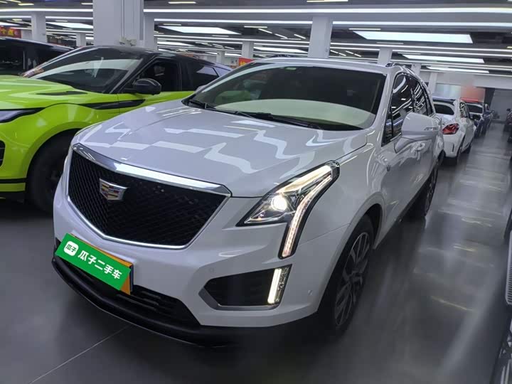Фото 2 - Cadillac XT5