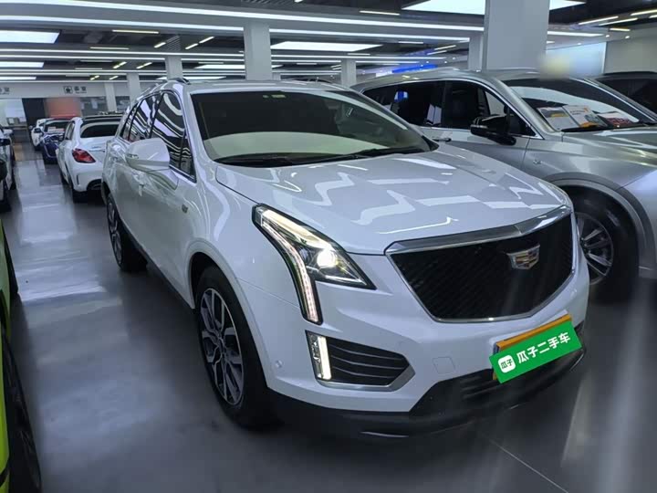 Фото 4 - Cadillac XT5