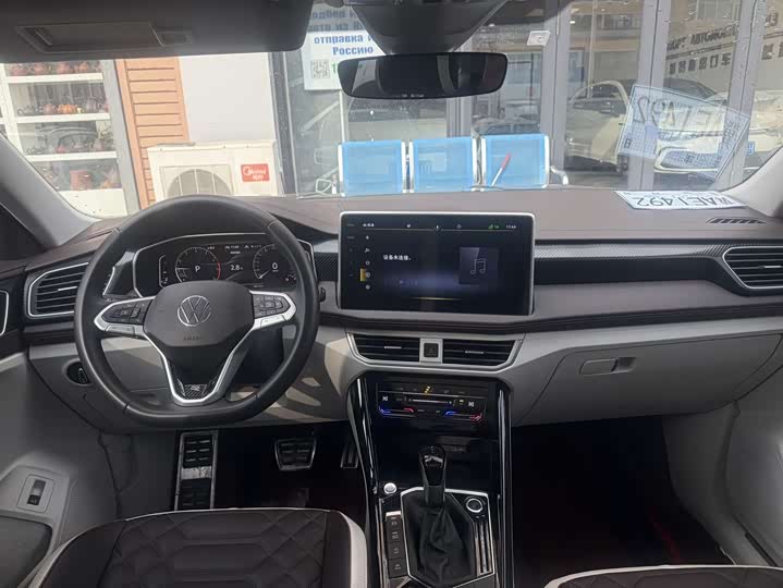 Фото 3 - Volkswagen Tayron