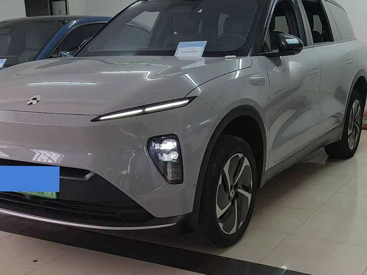 Фото 1 - Nio ES8