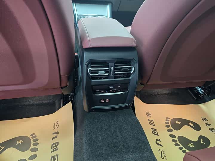 Фото 8 - BMW 3 Series