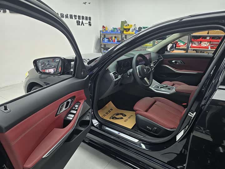 Фото 9 - BMW 3 Series