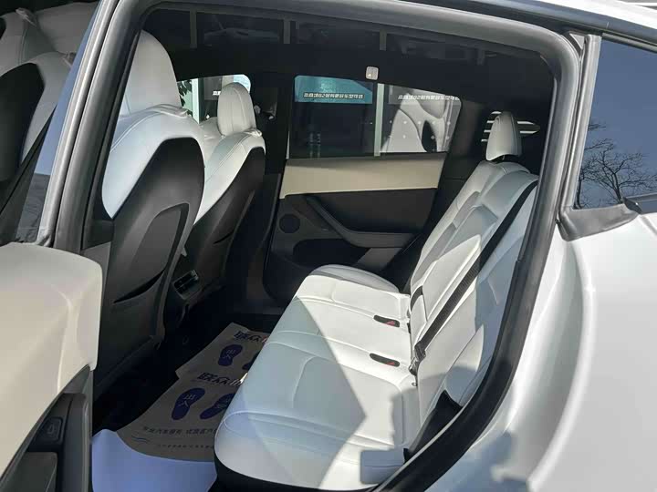 Фото 7 - Tesla Model Y