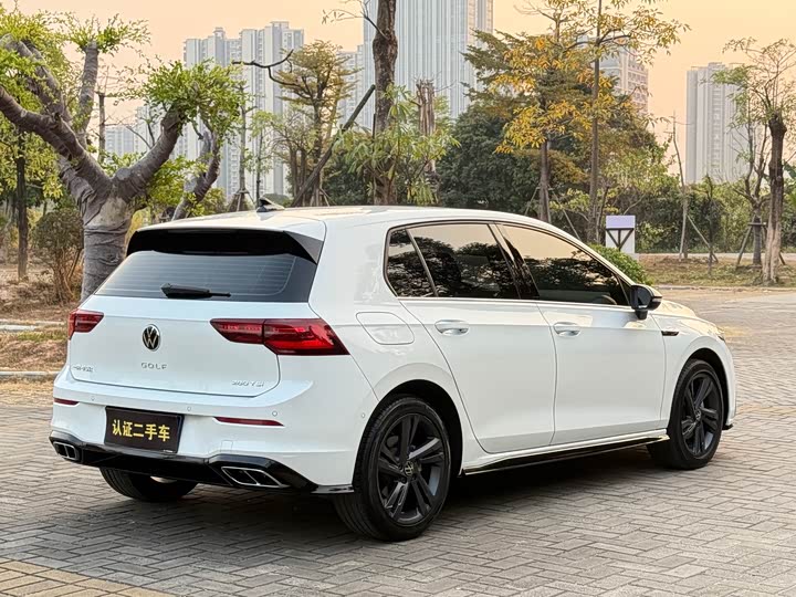 Фото 6 - Volkswagen Golf