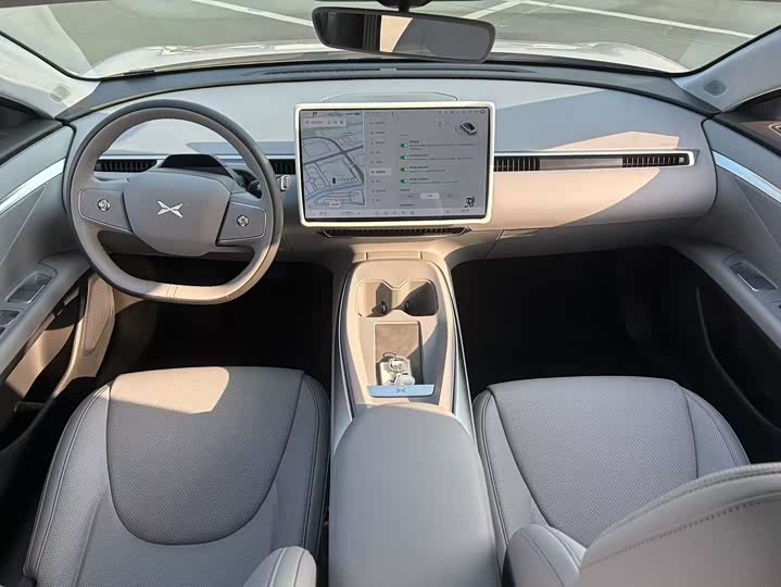Фото 6 - XPeng Mona M03