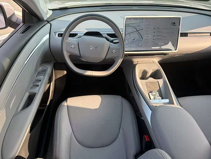 Фото 7 - XPeng Mona M03