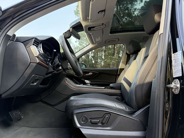 Фото 7 - Audi Q7