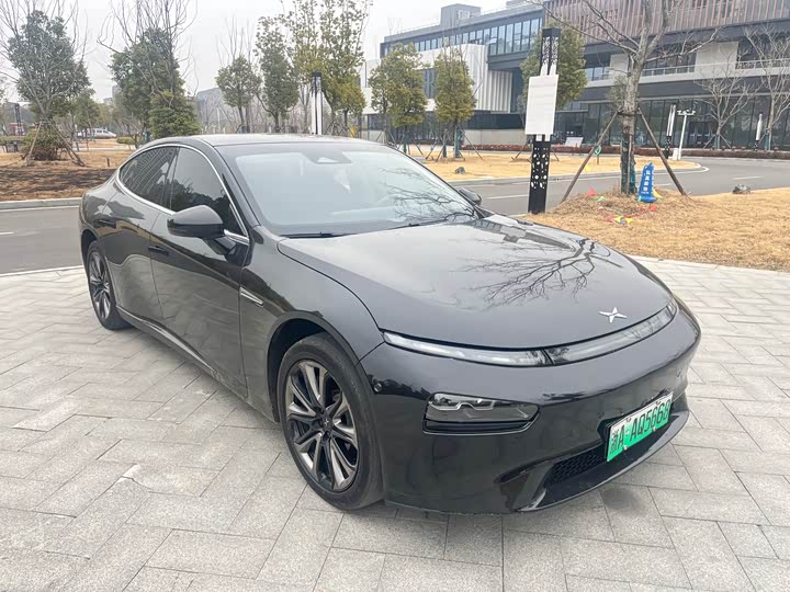 Фото 3 - XPeng P7