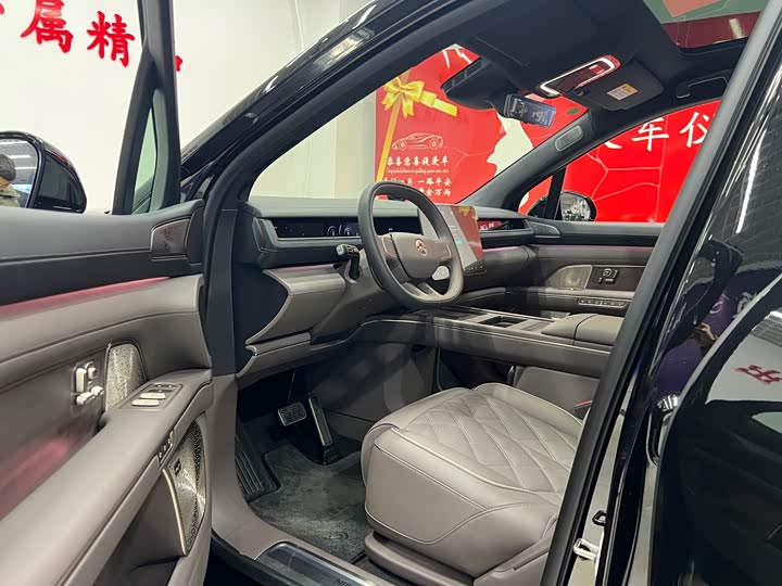 Фото 8 - Nio ES8