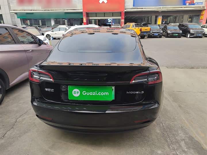 Фото 6 - Tesla Model 3