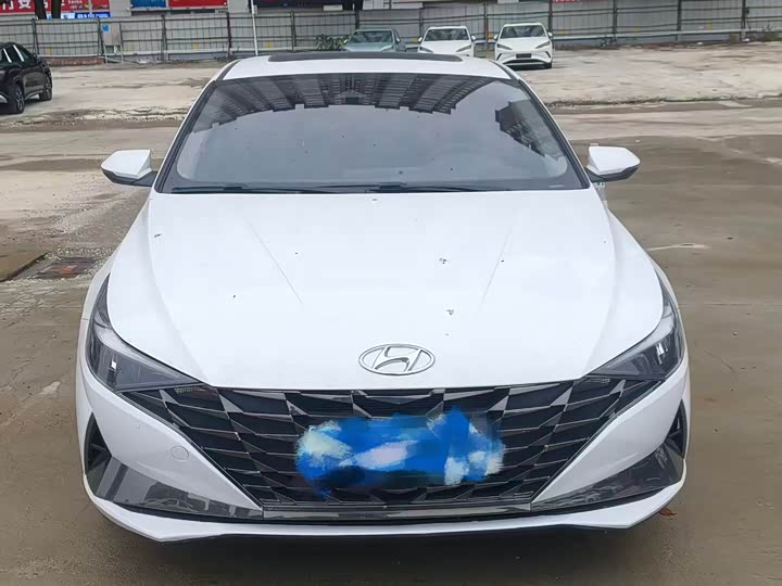 Фото 2 - Hyundai Elantra N line