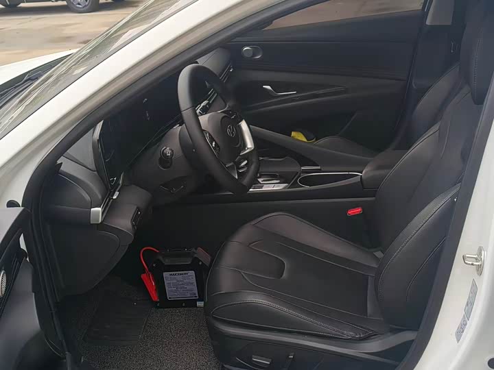 Фото 4 - Hyundai Elantra N line