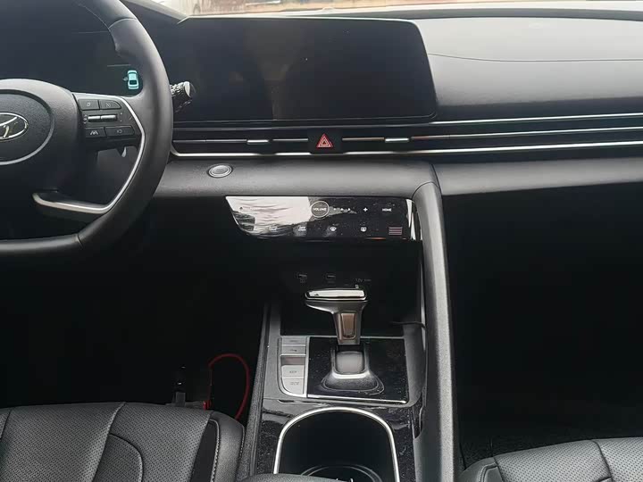 Фото 6 - Hyundai Elantra N line