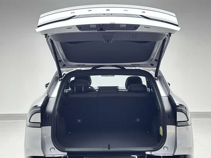 Фото 9 - XPeng G7