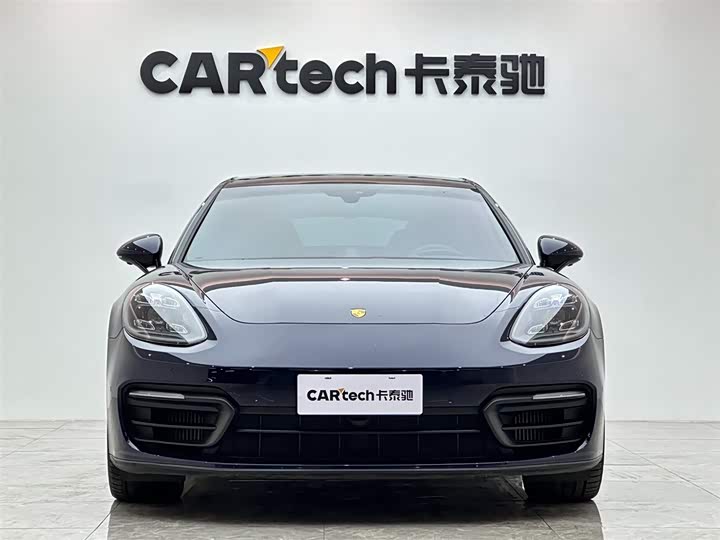 Фото 7 - Porsche Panamera