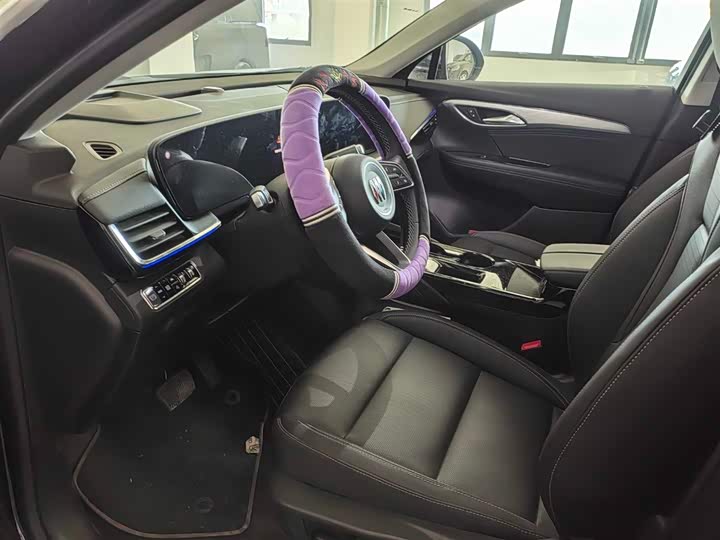 Фото 6 - Buick Envision S