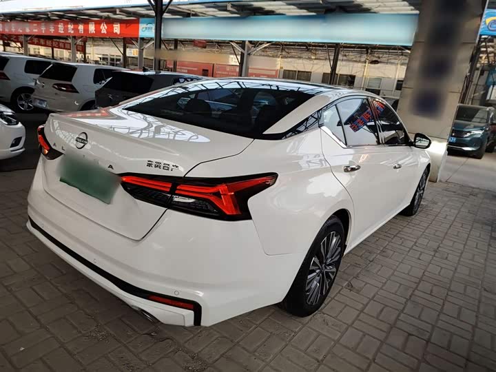 Фото 7 - Nissan Teana