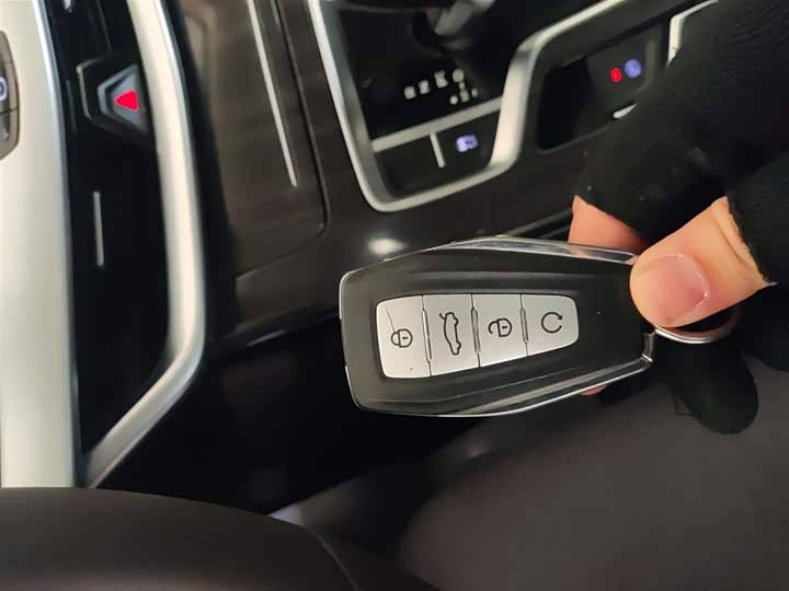 Фото 9 - Geely Jiaji