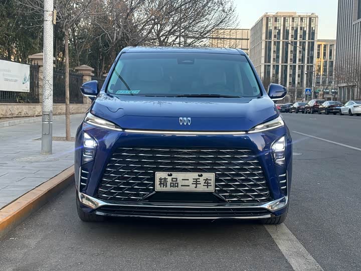 Фото 2 - Buick GL8 Hybrid