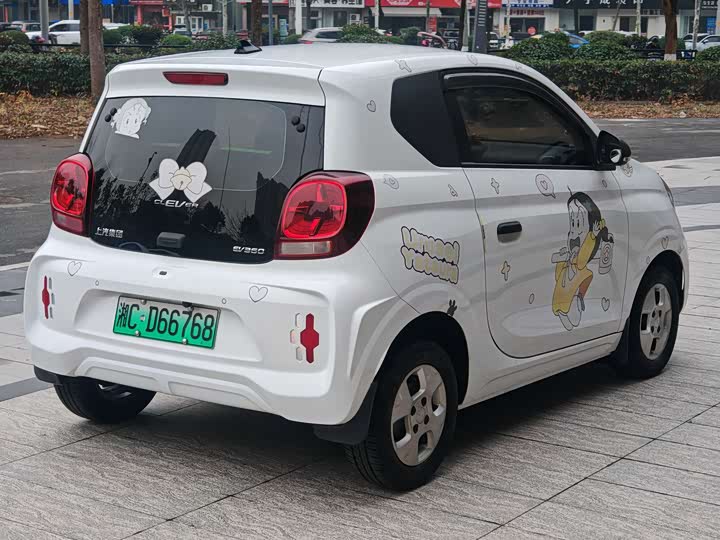 Фото 9 - Roewe Clever