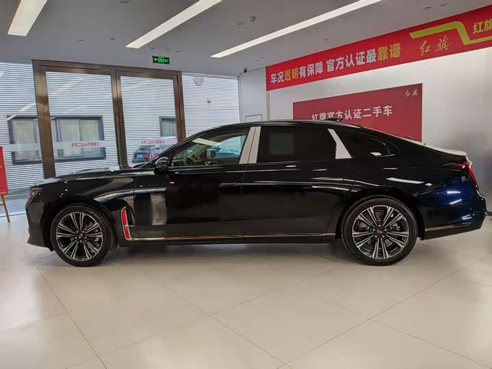 Фото 9 - Hongqi H9