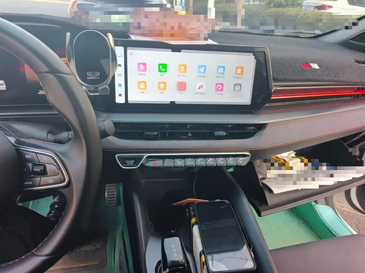 Фото 6 - Geely Binrui