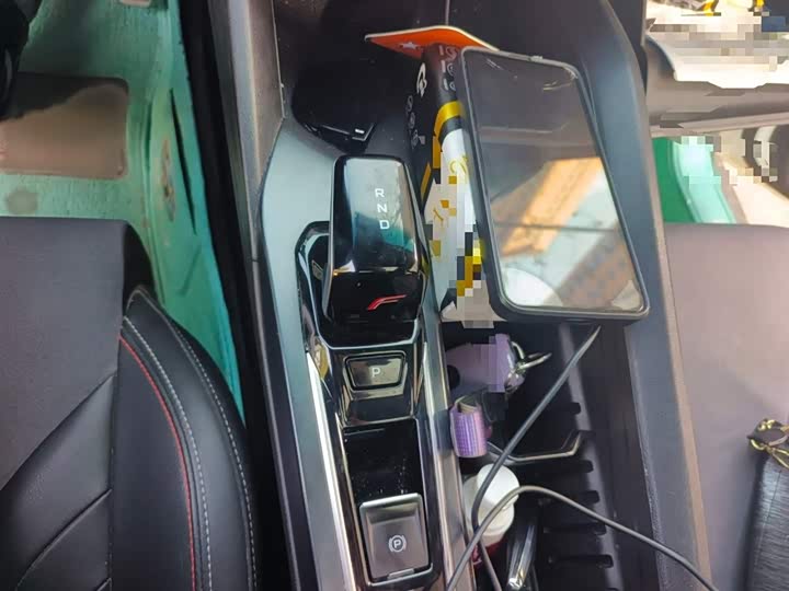 Фото 7 - Geely Binrui