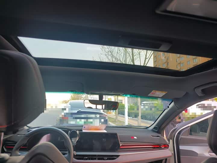 Фото 9 - Geely Binrui