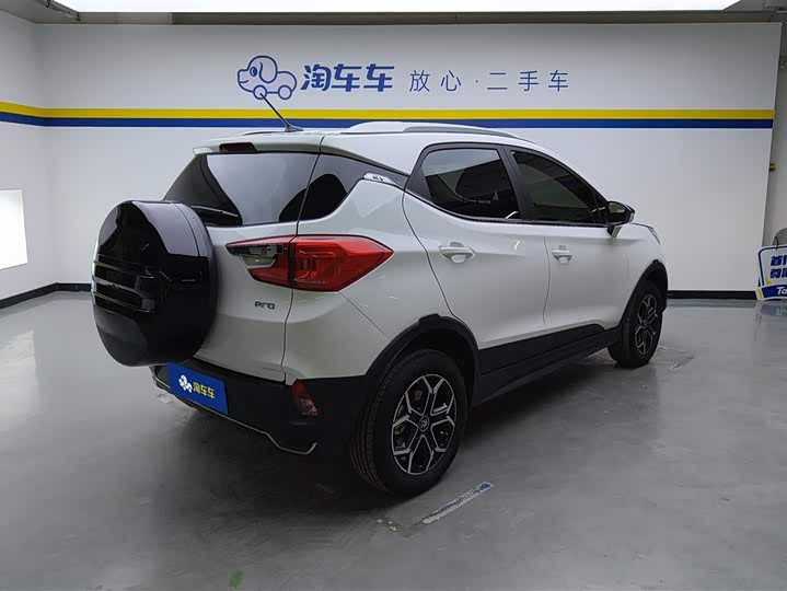 Фото 3 - BYD Yuan Pro