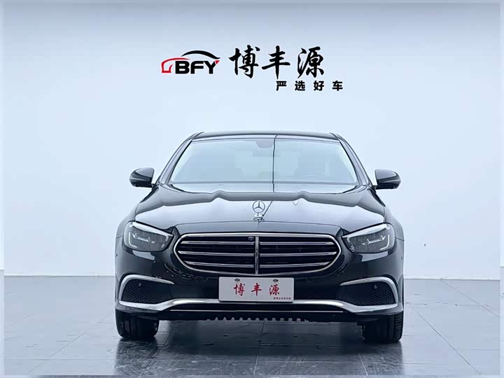 Фото 2 - Mercedes-Benz E-Class