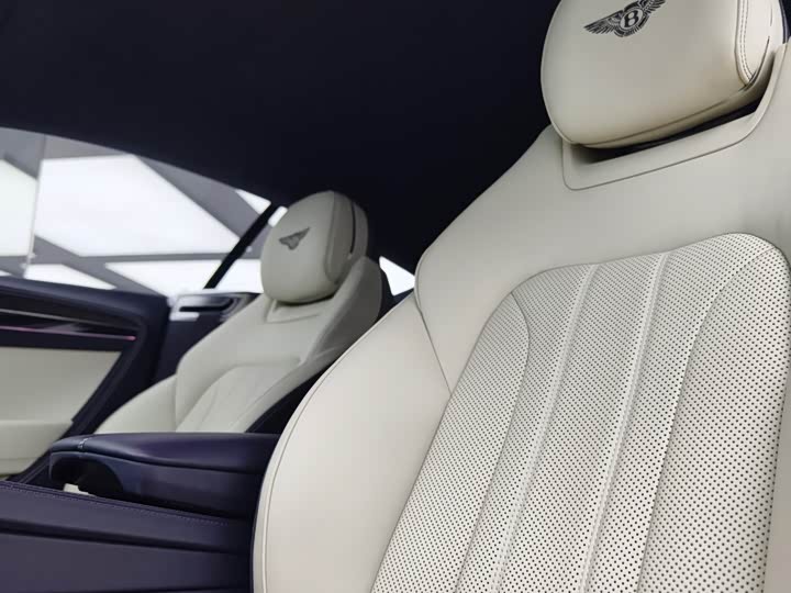 Фото 7 - Bentley Continental GT