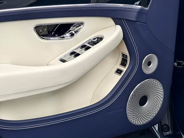 Фото 8 - Bentley Continental GT