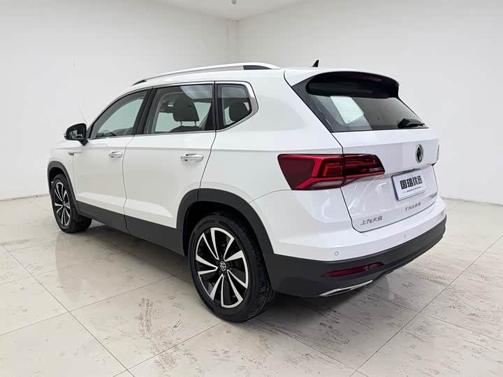 Фото 4 - Volkswagen Tharu