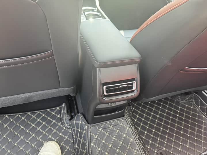 Фото 4 - Changan Eado Plus