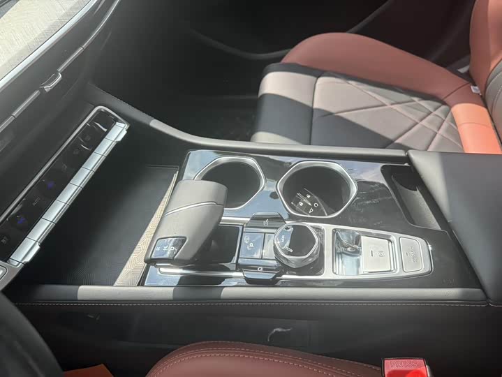 Фото 6 - Changan Eado Plus