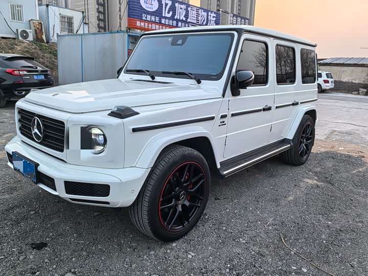 Фото 1 - Mercedes-Benz G-Class